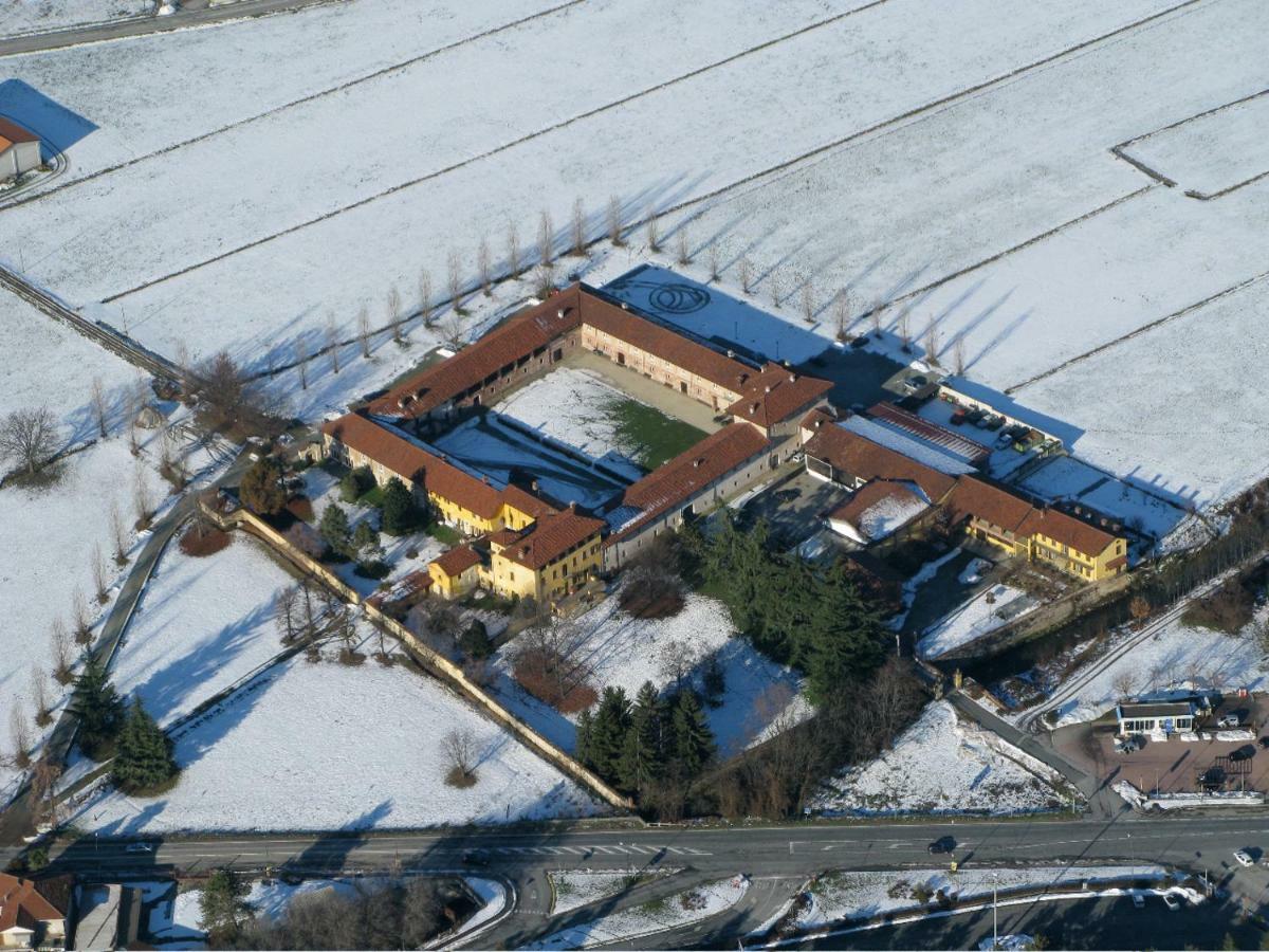 Hotel Antico Podere Propano سالوزو المظهر الخارجي الصورة