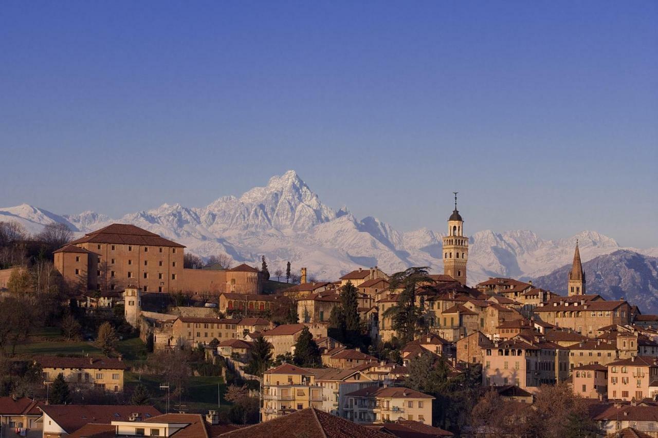 Hotel Antico Podere Propano سالوزو المظهر الخارجي الصورة